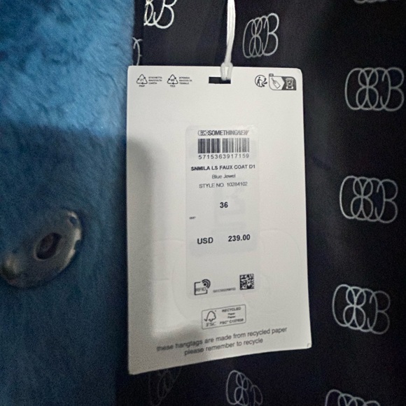 Full length blue faux fur coat; fully lined, snap closure and of course pockets! - Picture 3 of 4